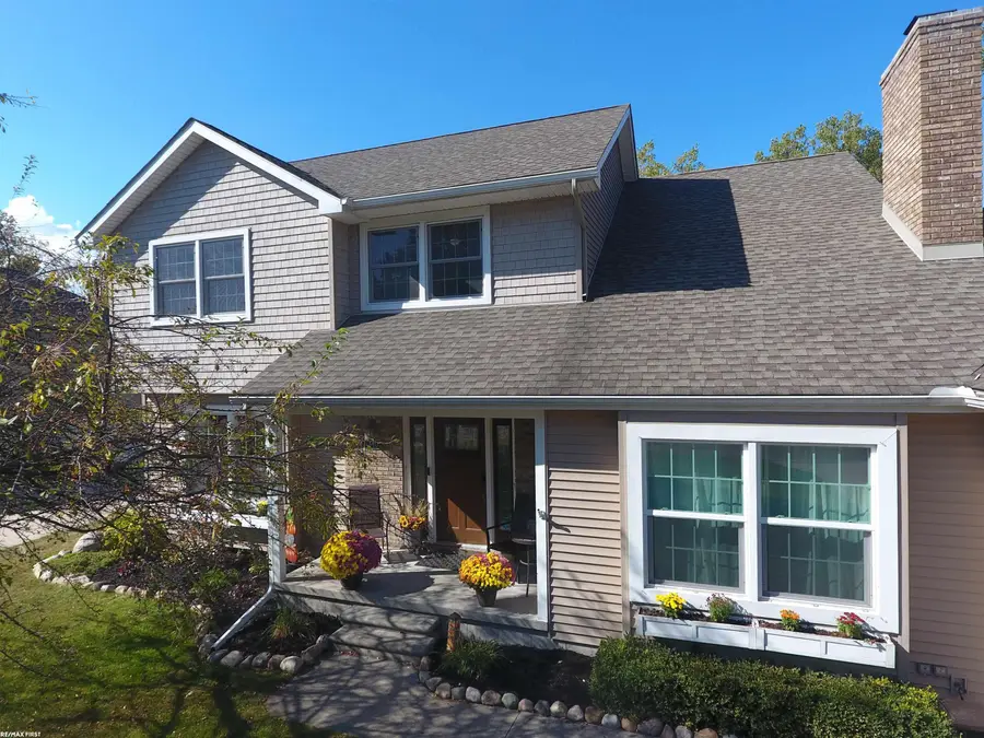 740 Highland, Saint Clair, MI 48079 - Image #2