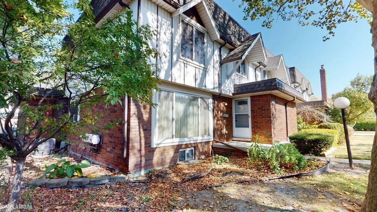 11828 Valley, Warren, MI 48093 - Image #1