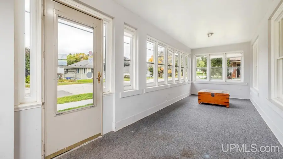 621 E Grand, Iron Mountain, MI 49801 - Image #2