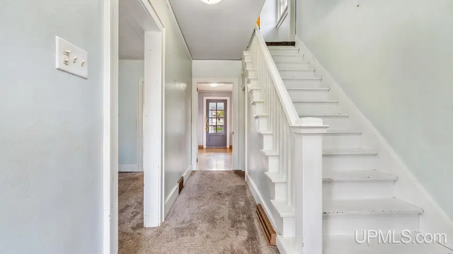 621 E Grand, Iron Mountain, MI 49801 - Image #3