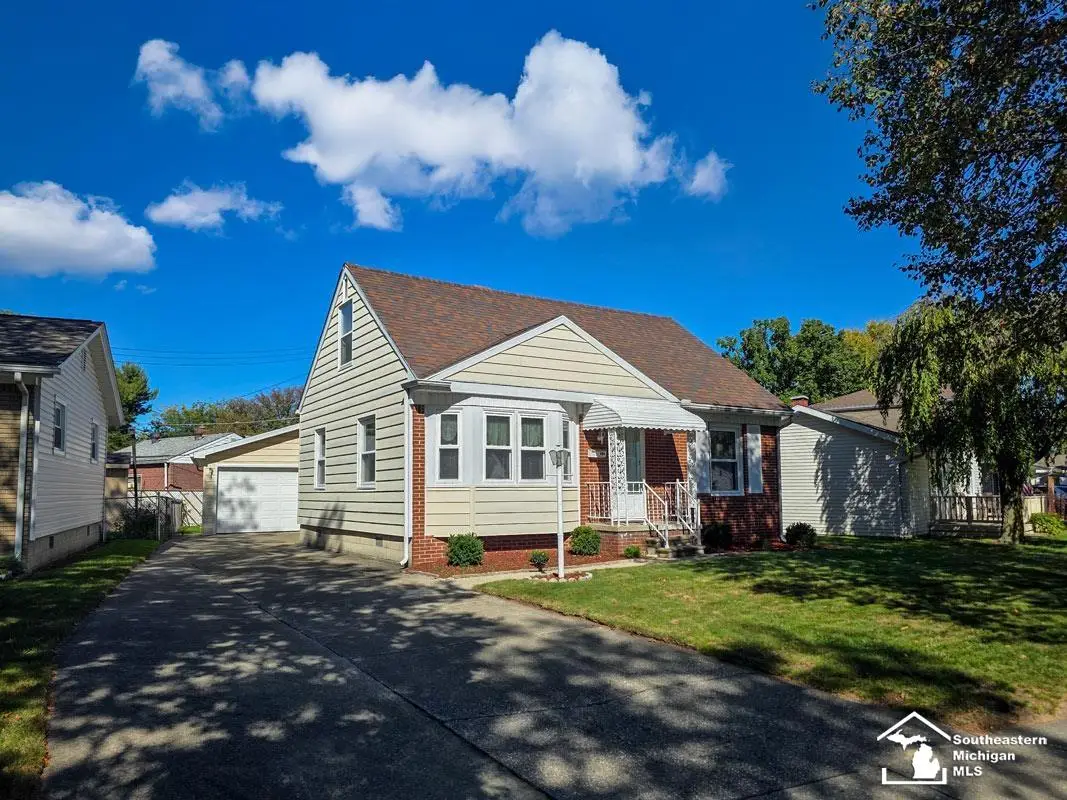 954 Jefferson, Monroe, MI 48161 - Image #1