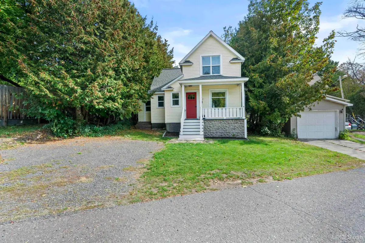 943 Lynn, Hancock, MI 49930 - Image #1