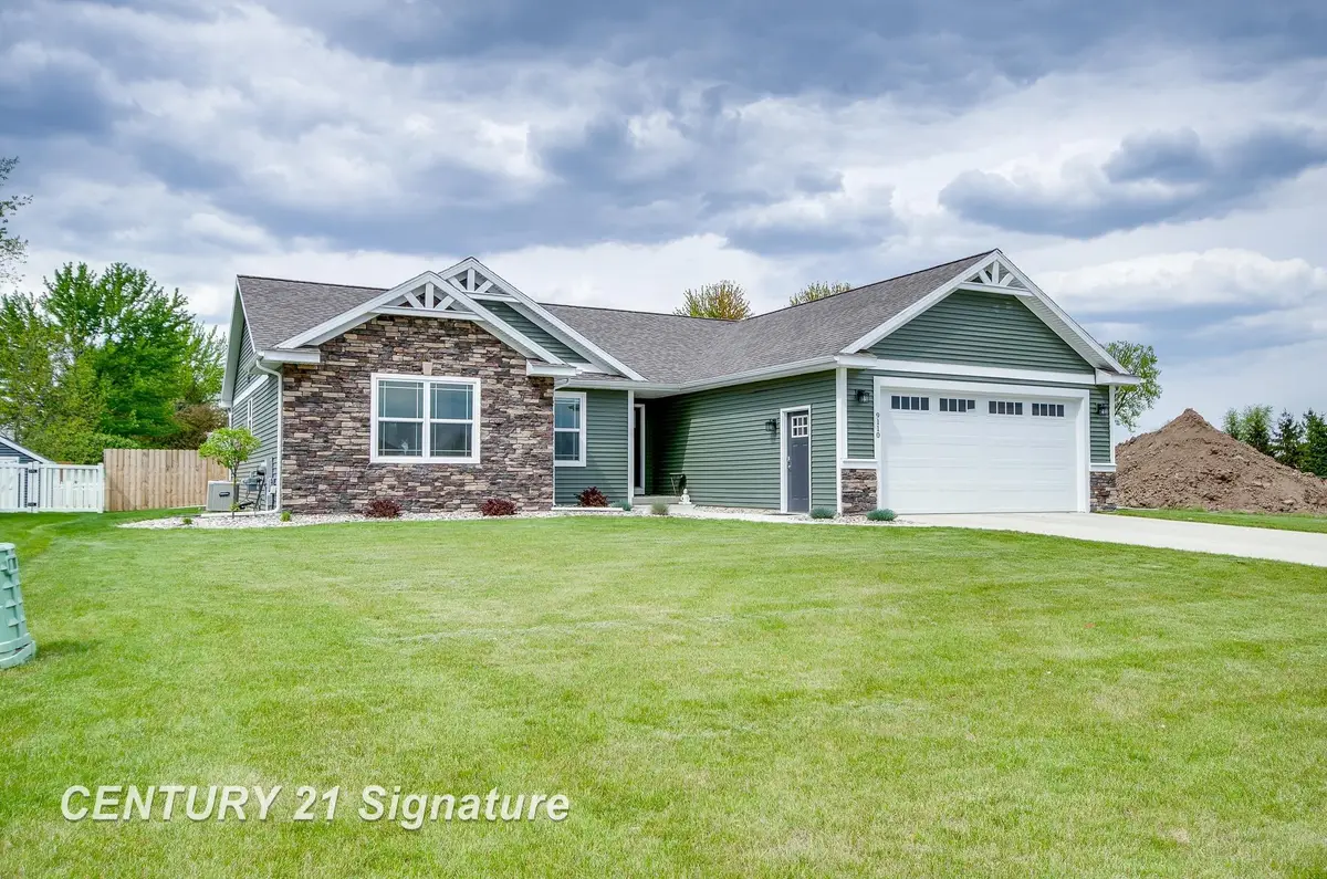 9110 Brook Hollow, Freeland, MI 48623 - Image #1