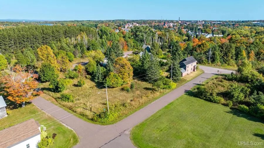 57225 Third, Calumet, MI 49913 - Image #3