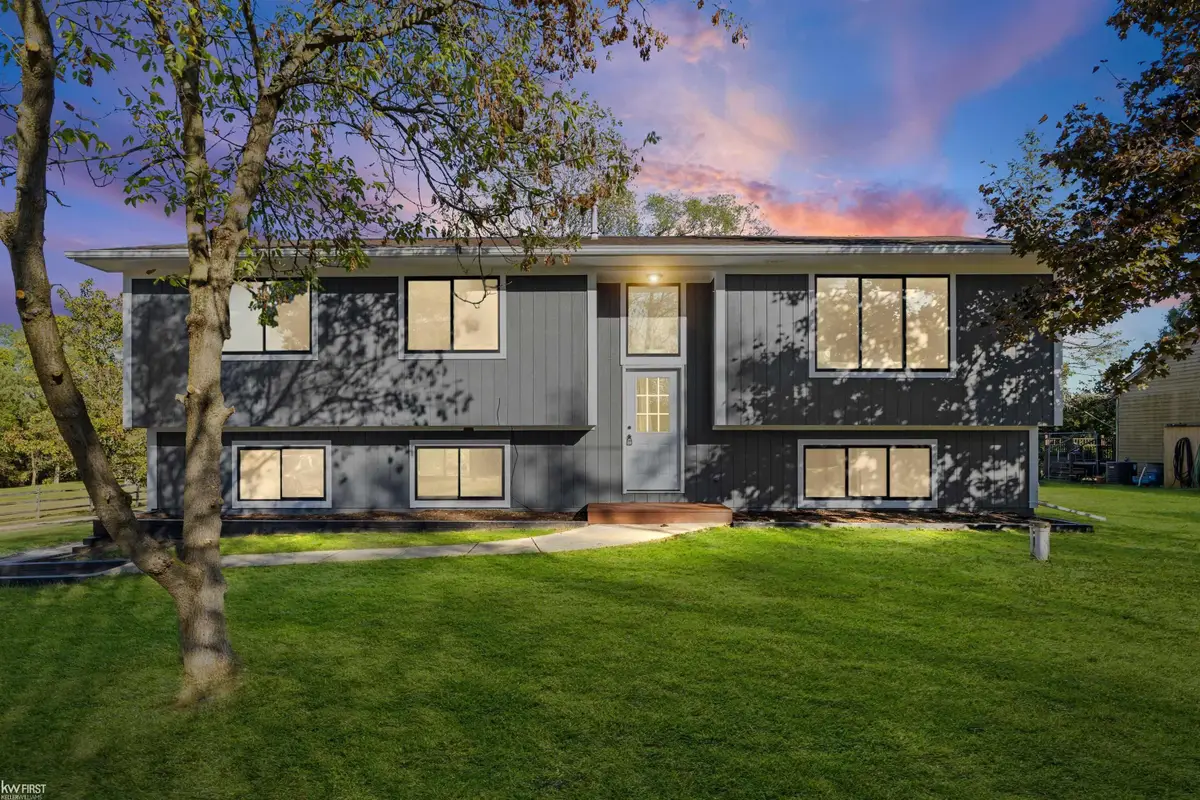 1000 Waterbury, Highland, MI 48356 - Image #1