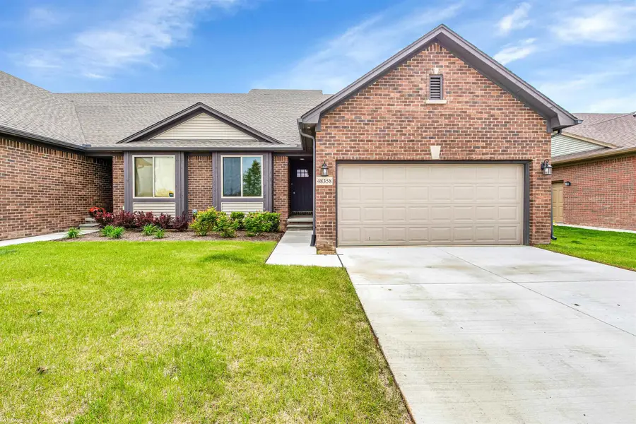 48358 Applegrove #Unit 31, Building 8, New Baltimore, MI 48051 - Image #2