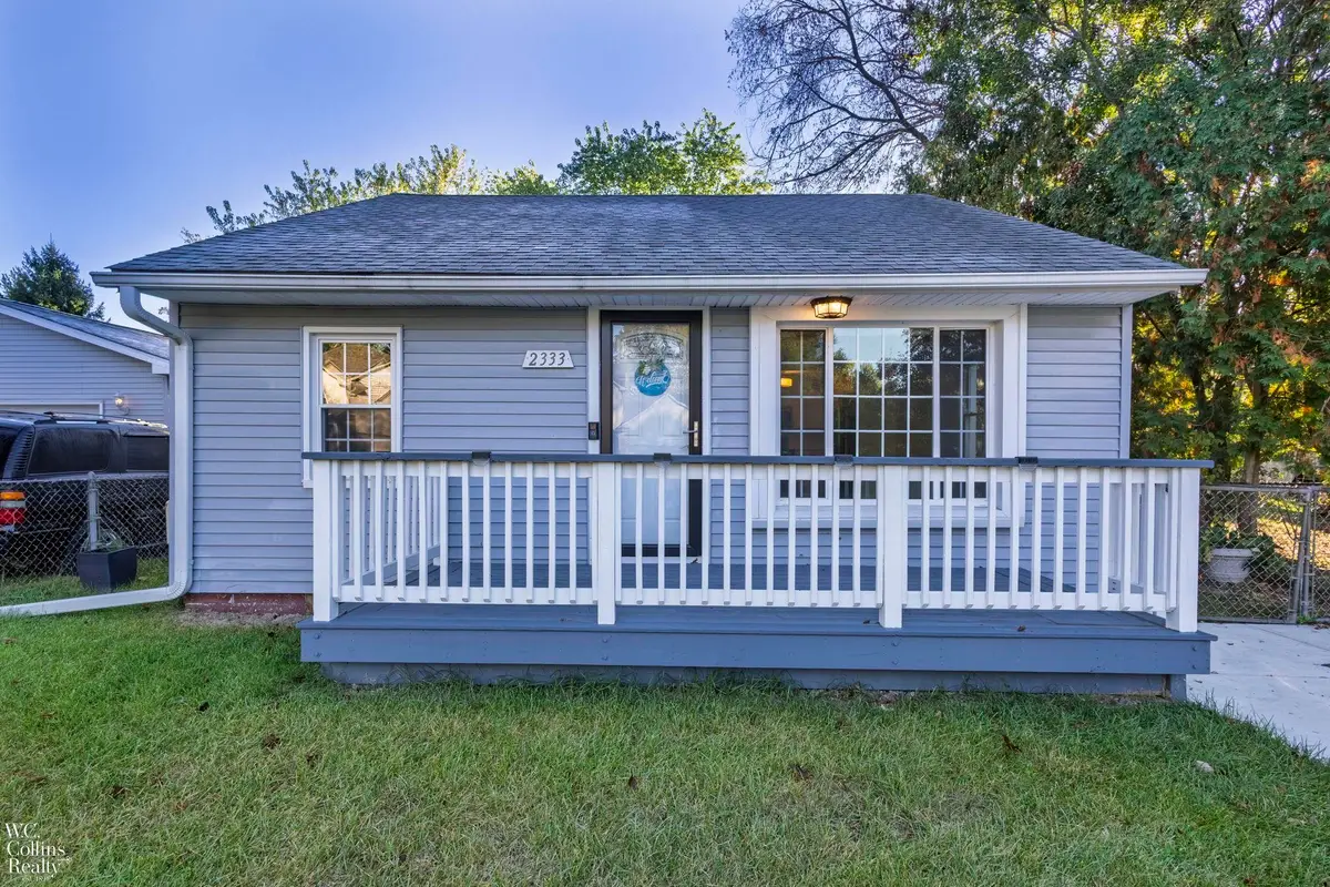 2333 Longview Ave, Rochester, MI 48307 - Image #1
