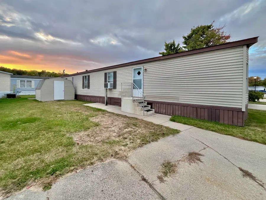 250 Ninebark, Wixom, MI 48393 - Image #2