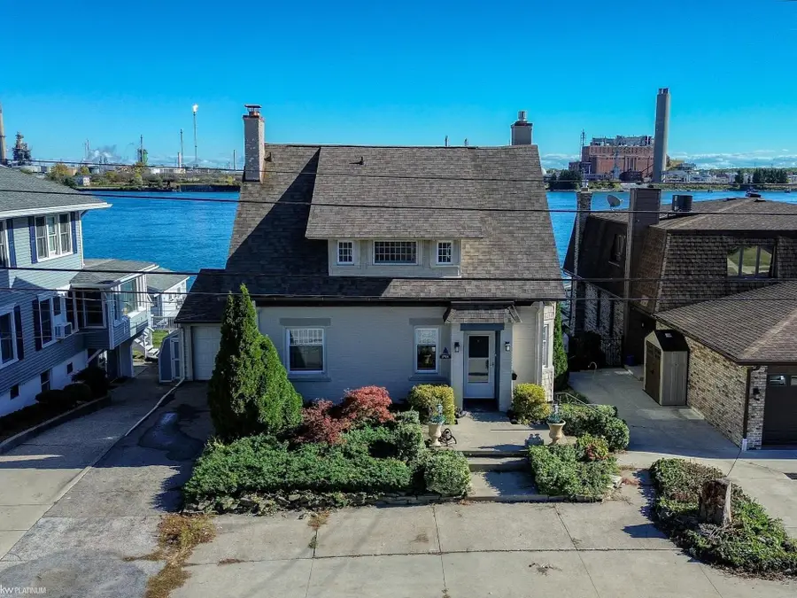 2724 Military, Port Huron, MI 48060 - Image #2