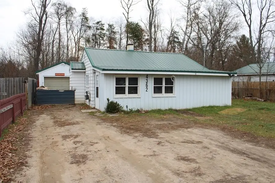 4362 Filter, Harrison, MI 48625 - Image #2