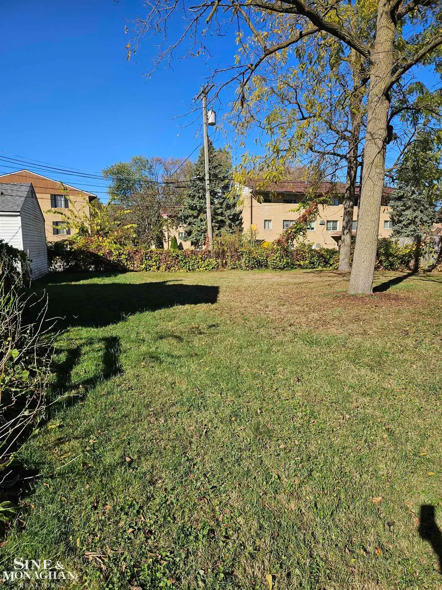 186 Hubbard, Mount Clemens, MI 48043 - Image #3