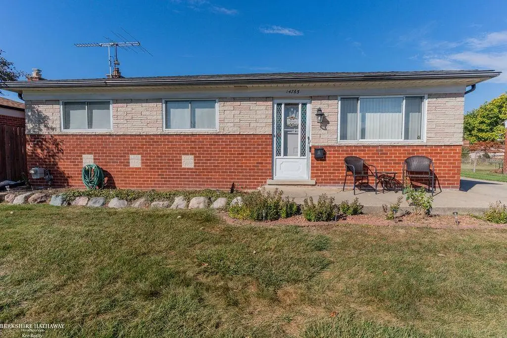 14765 Chippewa, Warren, MI 48088 - Image #1