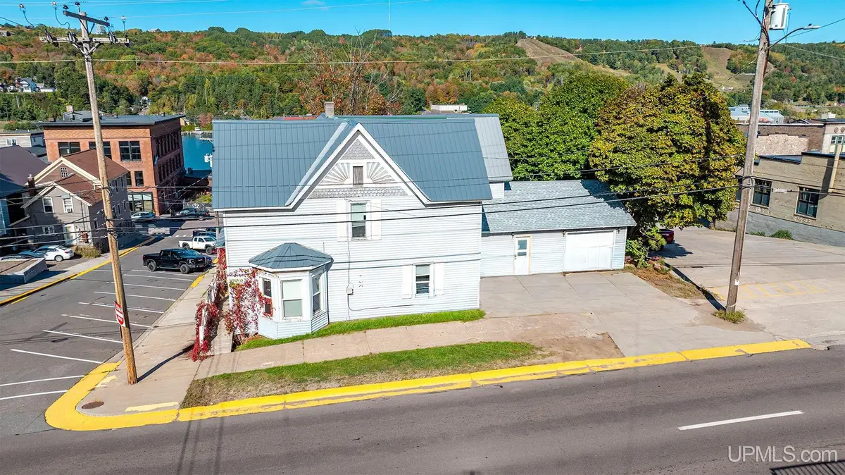 107 Dodge, Houghton, MI 49931 - Image #1