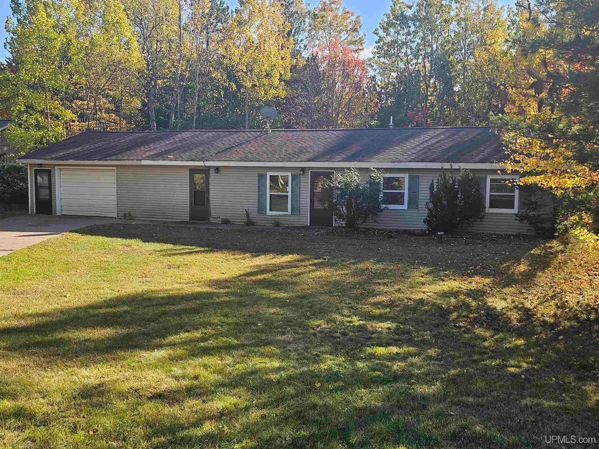 310 Lakewood, Marquette, MI 49855 - Image #1