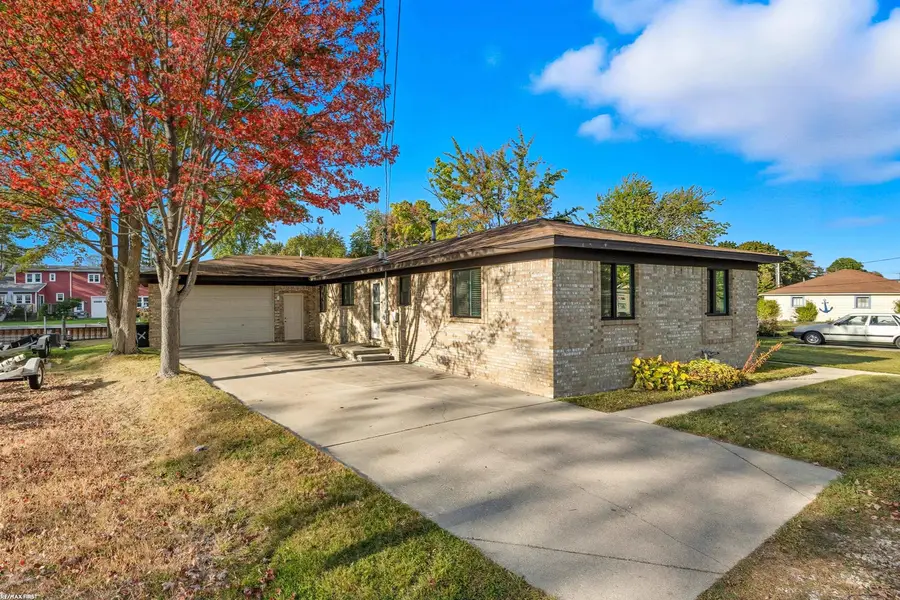 2037 W Park, Algonac, MI 48001 - #2