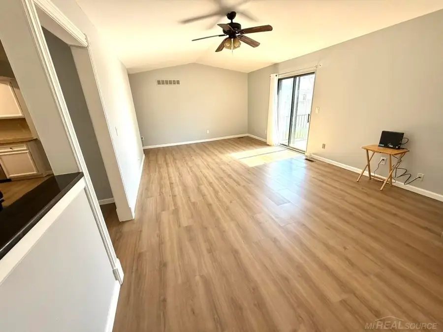 13510 Angela, Warren, MI 48088 - Image #3