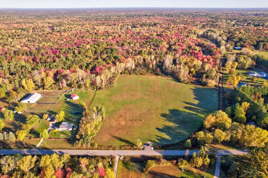 296 W Gordonville, Midland, MI 48640 - Image #3