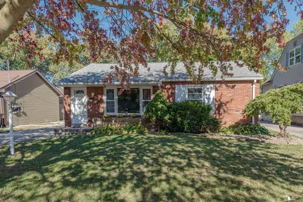 5944 Elmwood, Monroe, MI 48161