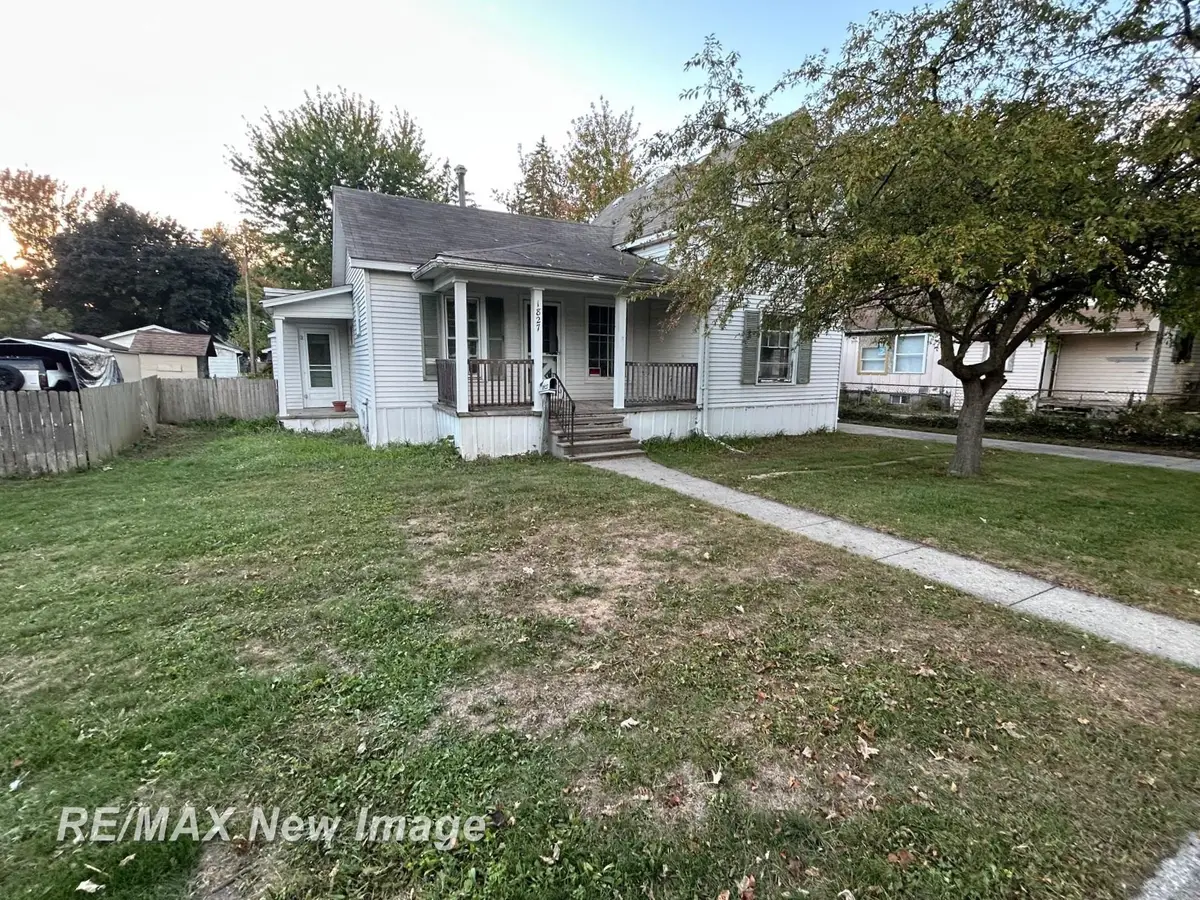 1827 Delaware, Saginaw, MI 48602 - Image #1