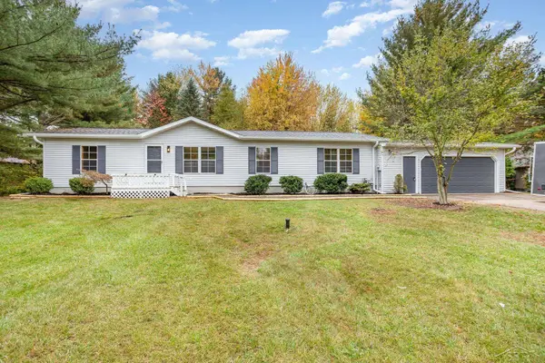 3030 E Estate, Midland, MI 48642