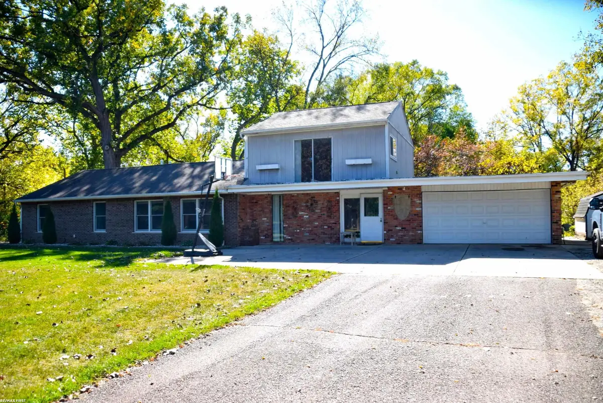 21272 Belleview, Clinton Township, MI 48036 - #1