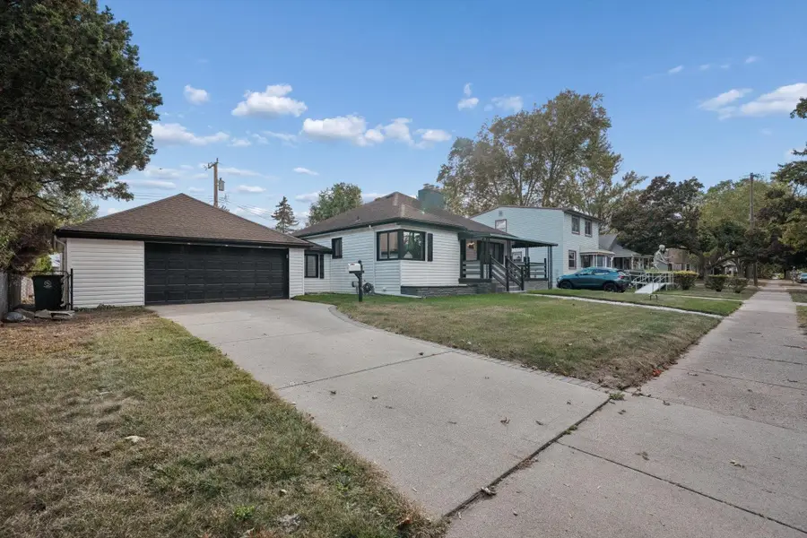 2010 Kalama, Royal Oak, MI 48067 - Image #2