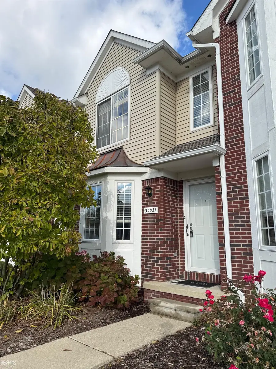 35037 Windsor, New Baltimore, MI 48047 - Image #3