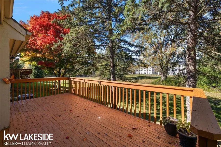 24543 Martel, Farmington Hills, MI 48335 - Image #3