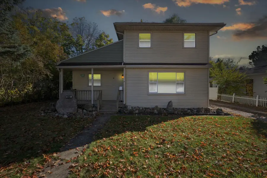 332 N Dewey, Owosso, MI 48867 - Image #2