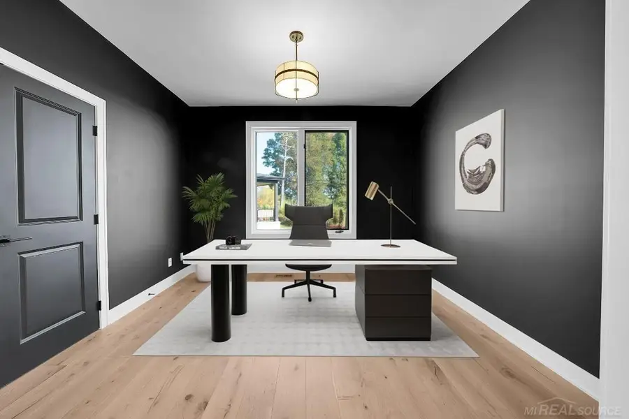 54714 Camden, Shelby, MI 48316 - #2