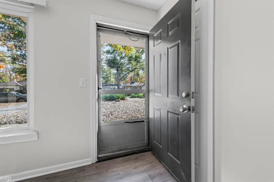 20582 Woodburn, Southfield, MI 48075 - Image #3