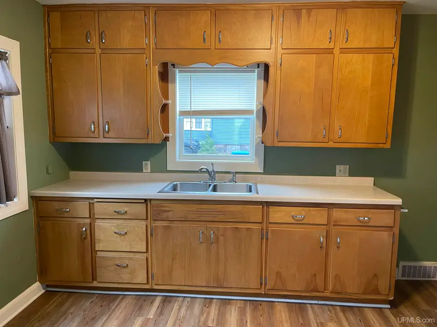 224 E Coolidge, Ironwood, MI 49938 - Image #3