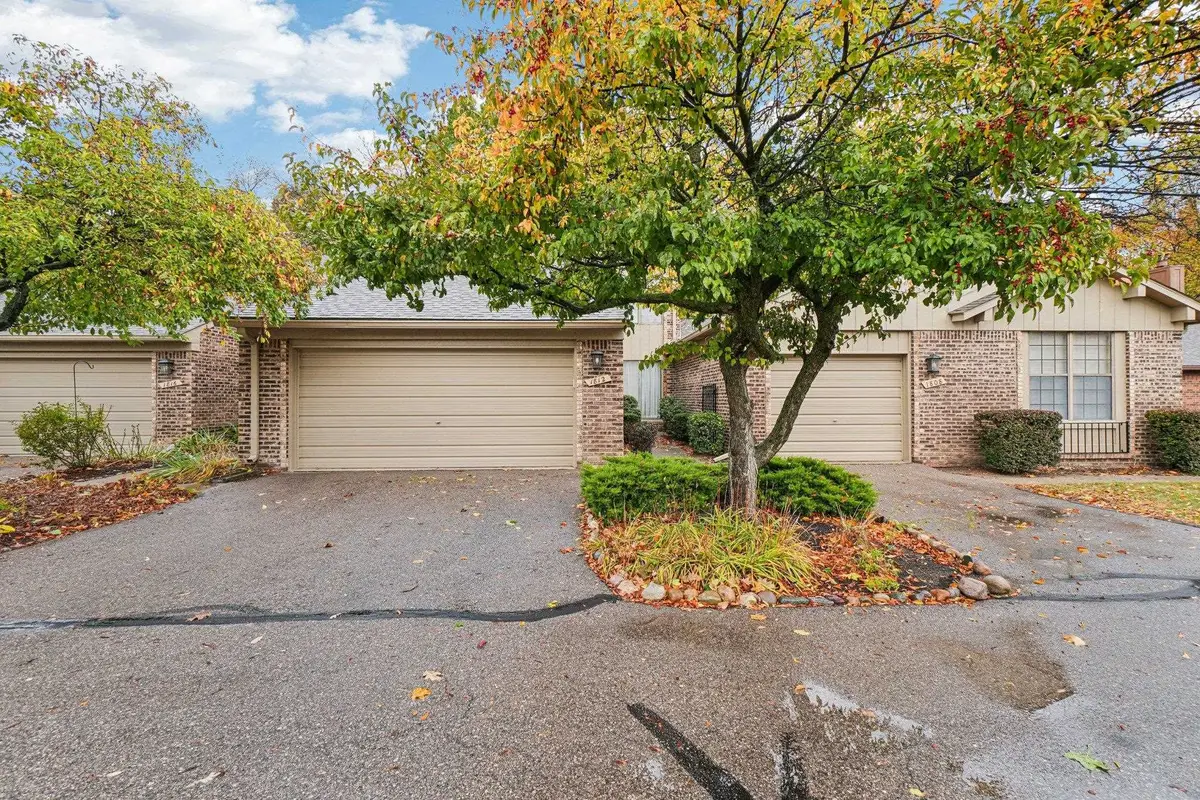 1812 Burning Bush, Rochester Hills, MI 48309 - Image #1