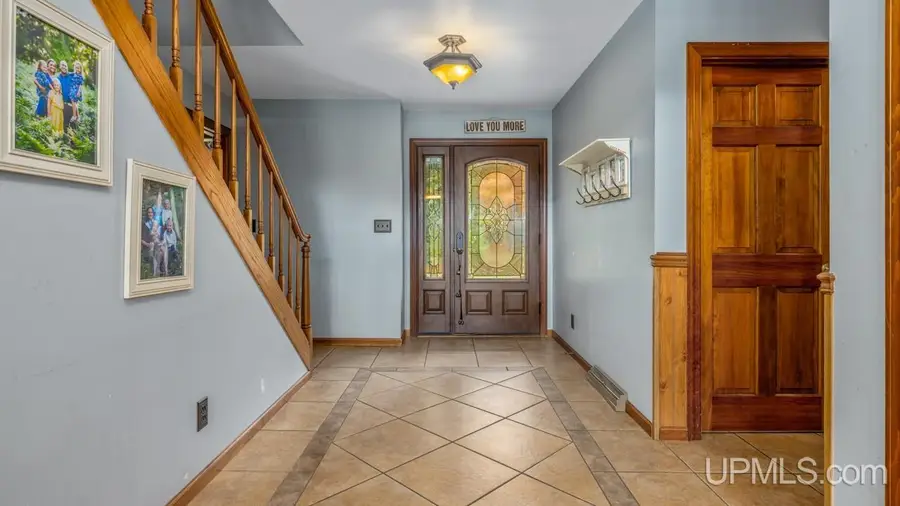 N3575 Williams, Iron Mountain, MI 49801 - Image #2