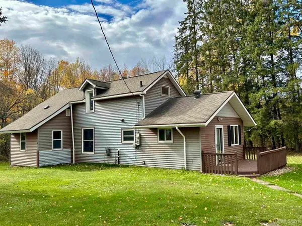 6610 County Rd Pb, Ishpeming, MI 49849