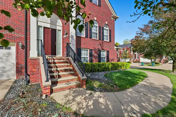 795 Red Run, Troy, MI 48085