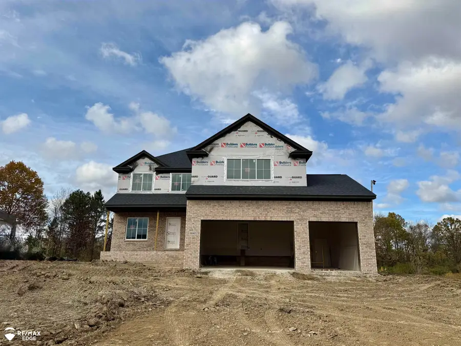 8092 Peninsula, Grand Blanc, MI 48439 - Image #2