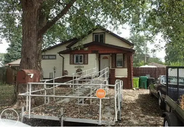 25110 Ford, Roseville, MI 48066