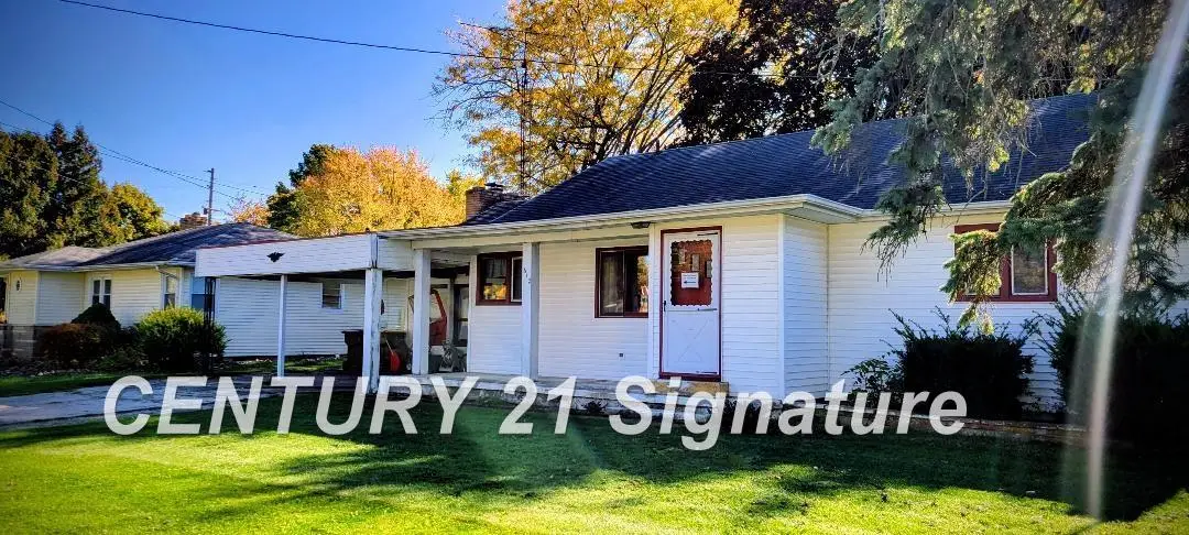 612 Sunnyside, Chesaning, MI 48616 - Image #1
