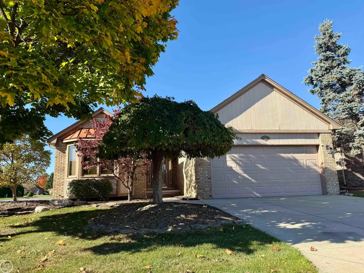 36431 Harness Circle #49, Clinton Township, MI 48035 - Image #1