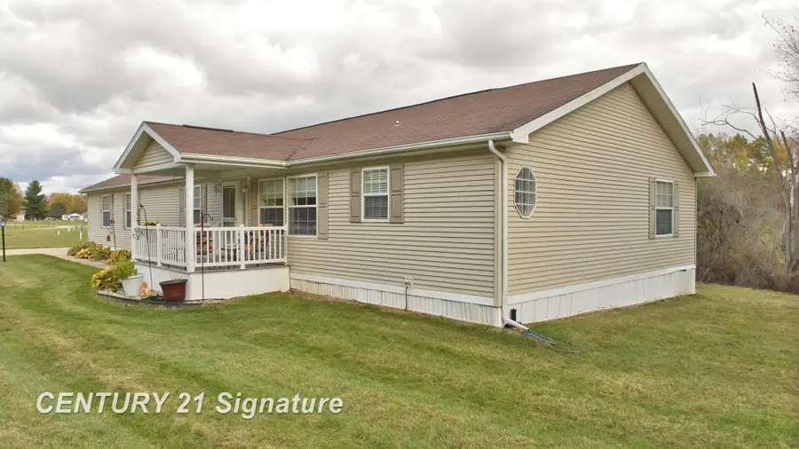 897 Park View, Clio, MI 48420 - Image #3