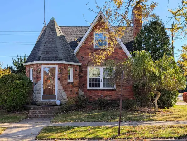 815 S 7th, Saint Clair, MI 48079