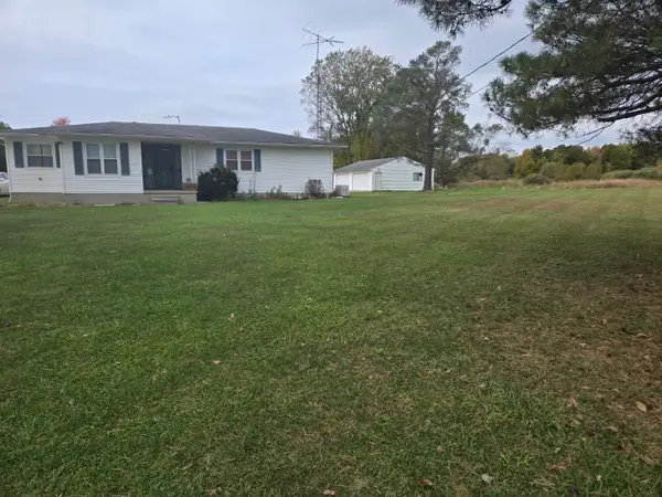 14134 N Holly, Holly, MI 48442