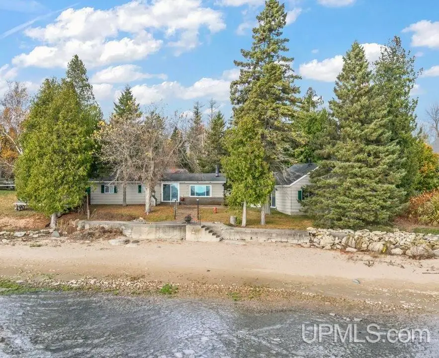 1070 M35, Bark River, MI 49807 - Image #1