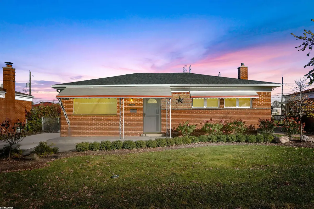 30544 Pinto, Warren, MI 48093 - #1