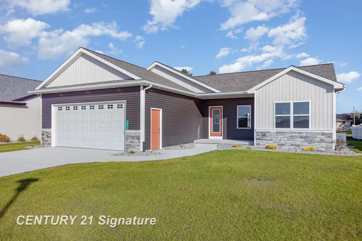 5874 Diamond Meadows, Freeland, MI 48623 - Image #1