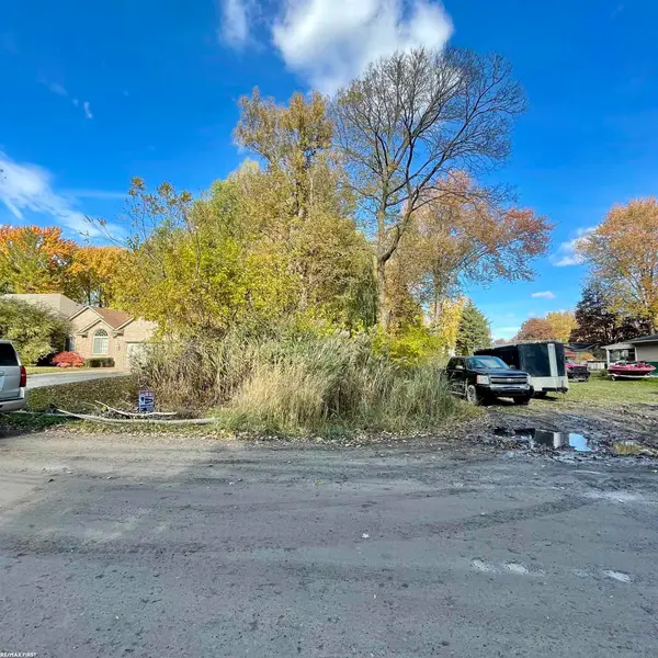 25529 Ashland, Harrison Twp, MI 48045