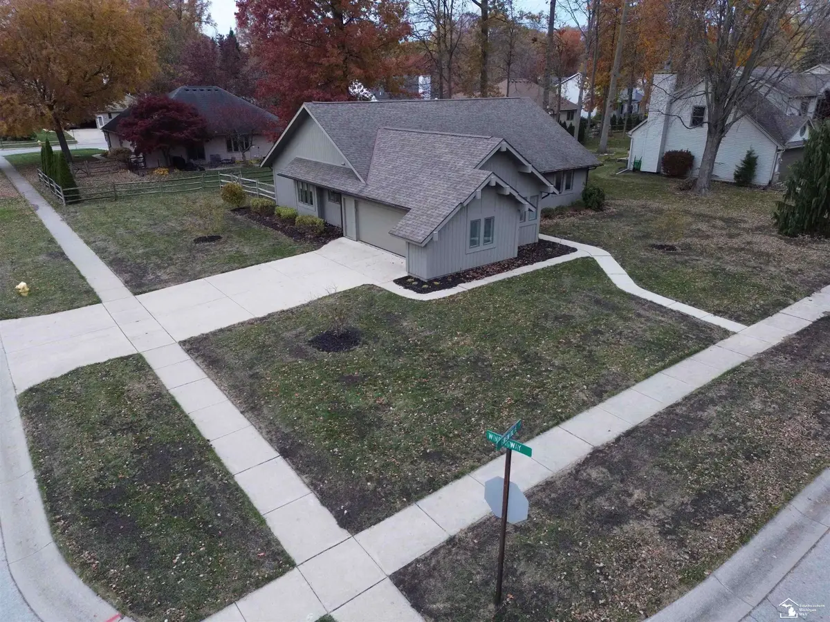 6769 Grenville, Temperance, MI 48182 - #1