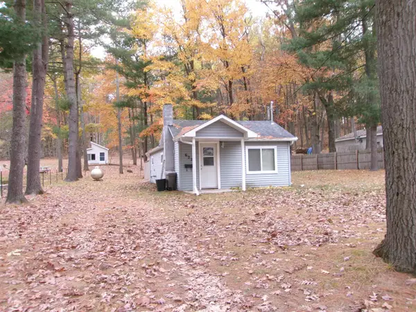 622 Pine, Harrison, MI 48625