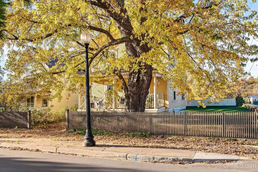 211 N Pine, Gwinn, MI 49841 - Image #3